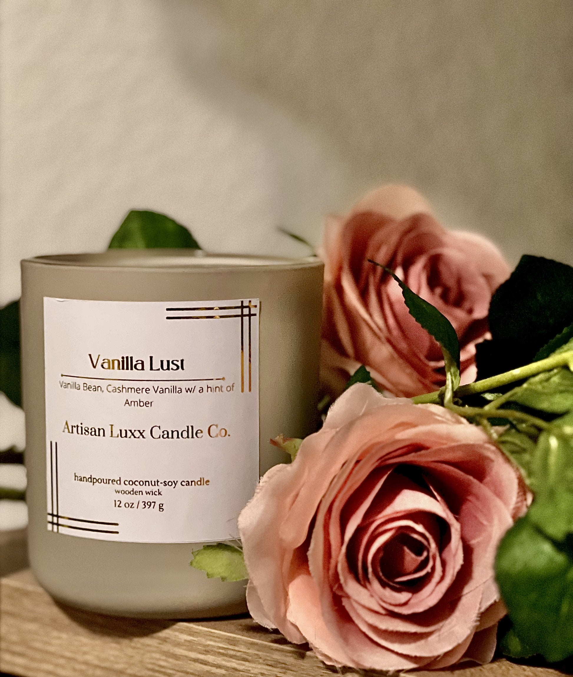 Vanilla Lust | Coconut Soy Wax| Wood Wick| Cashmere| Vanilla| Candle